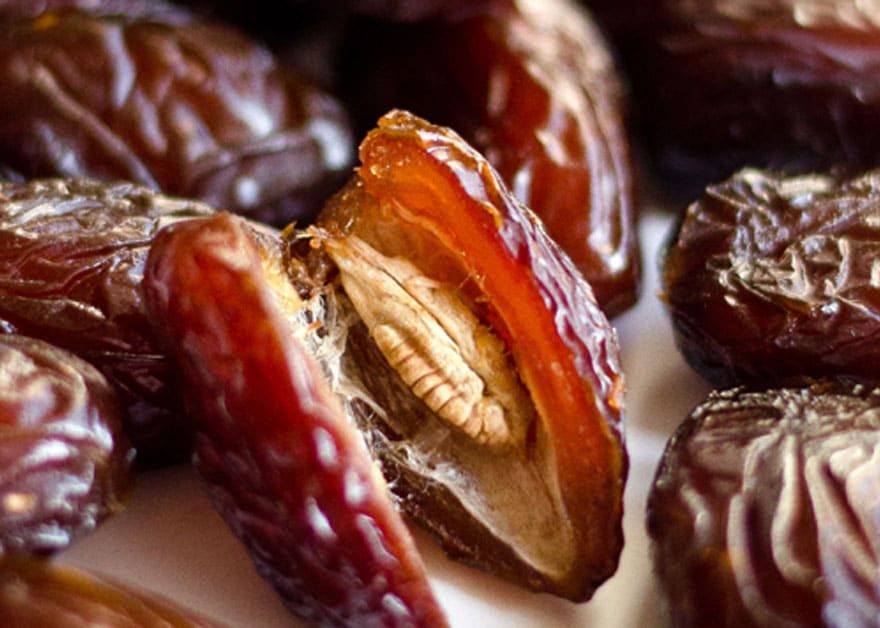 Pitted Dates